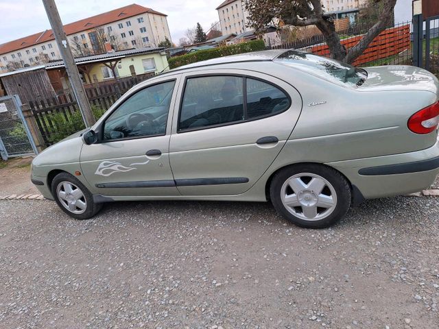 Renault Megane Classic