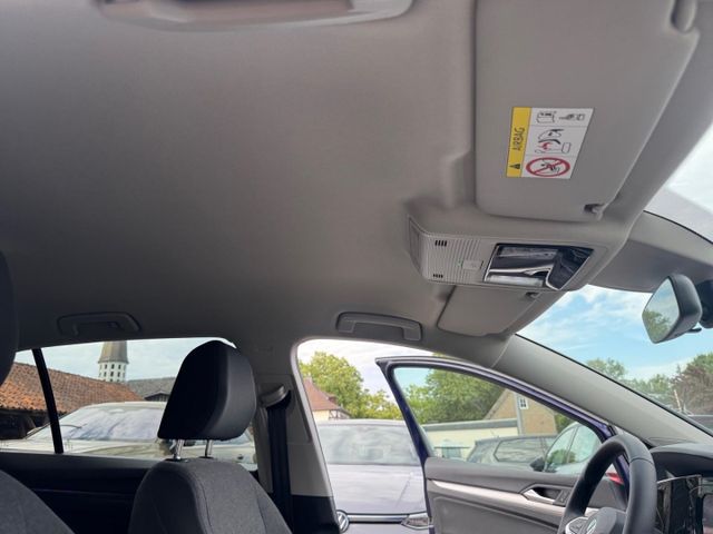 Golf VIII Life 1.5 TSI Navi Climatronic RearView