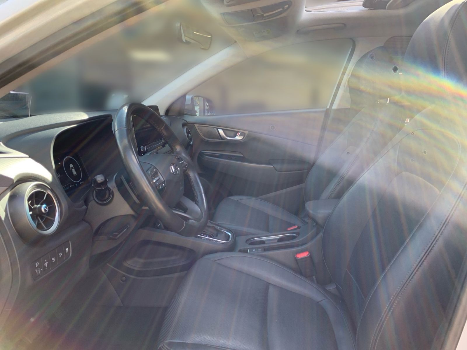 Fahrzeugabbildung Hyundai KONA 1.6 T-GDI 7-DCT Prime Leder Schiebedach