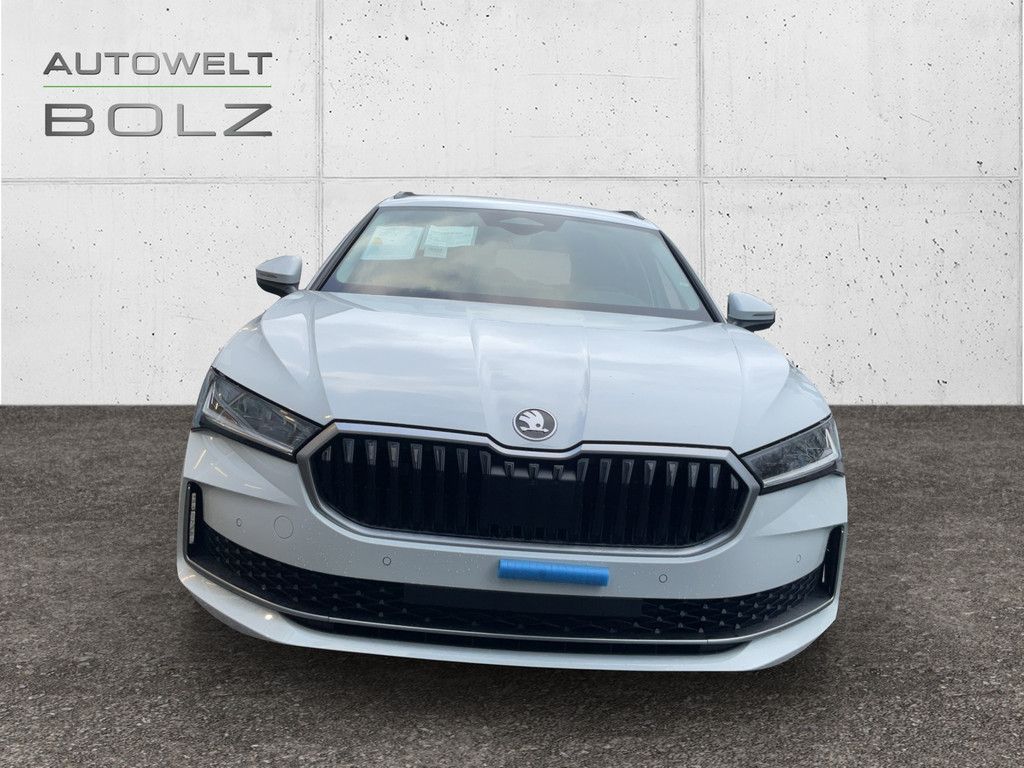 Skoda Superb - Bild 2