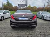 Peugeot 207 CC 1.6 16V 120 Allure - Peugeot 207 Allure mit Benzin-Antrieb
