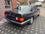 Mercedes-Benz 260 SE W126 im Super Zustand / Scheckheft - Mercedes-Benz 260 mit Benzin-Antrieb