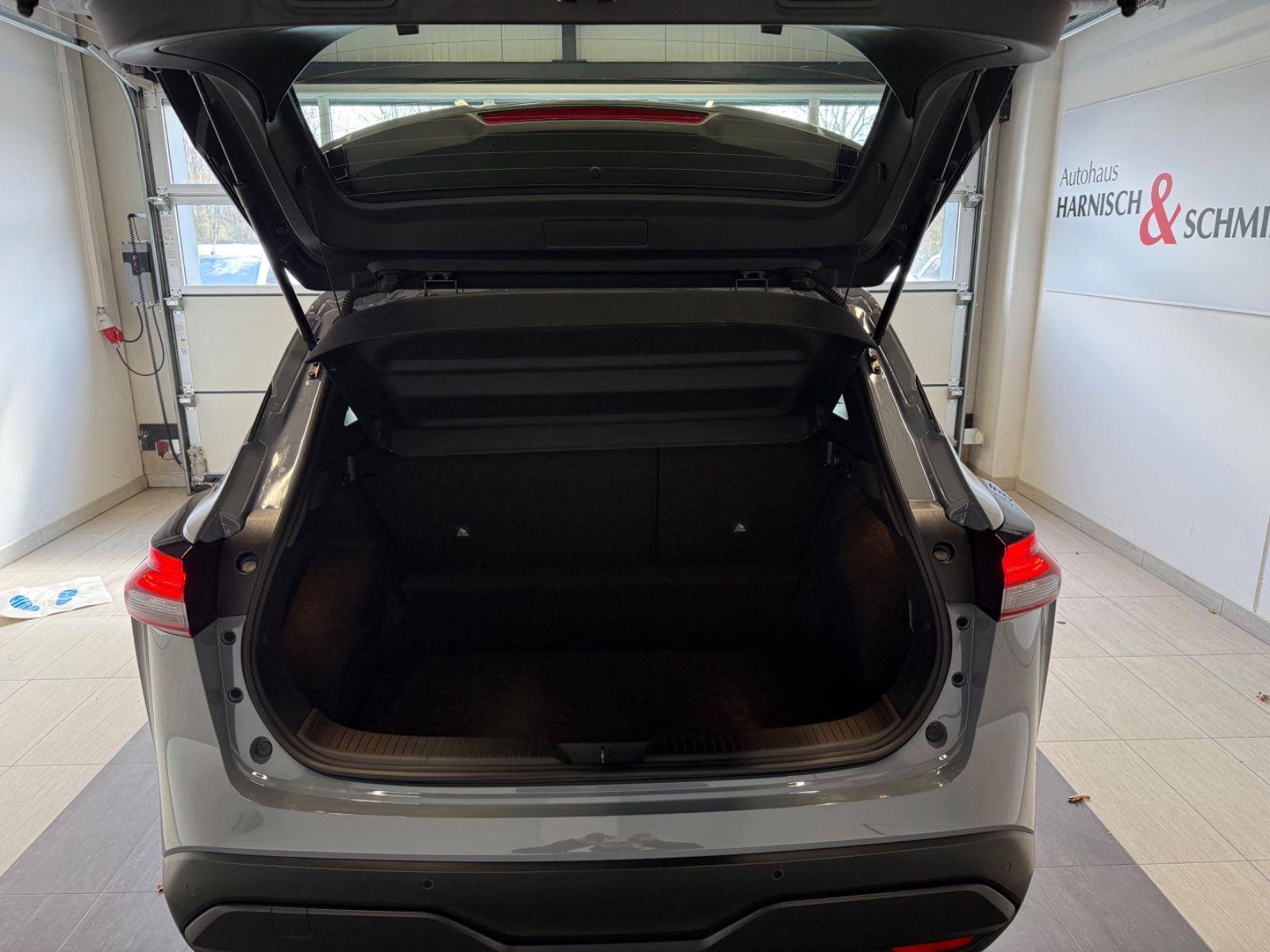 Fahrzeugabbildung Nissan Qashqai Acenta 360° Kamera Navi, Winterpaket.
