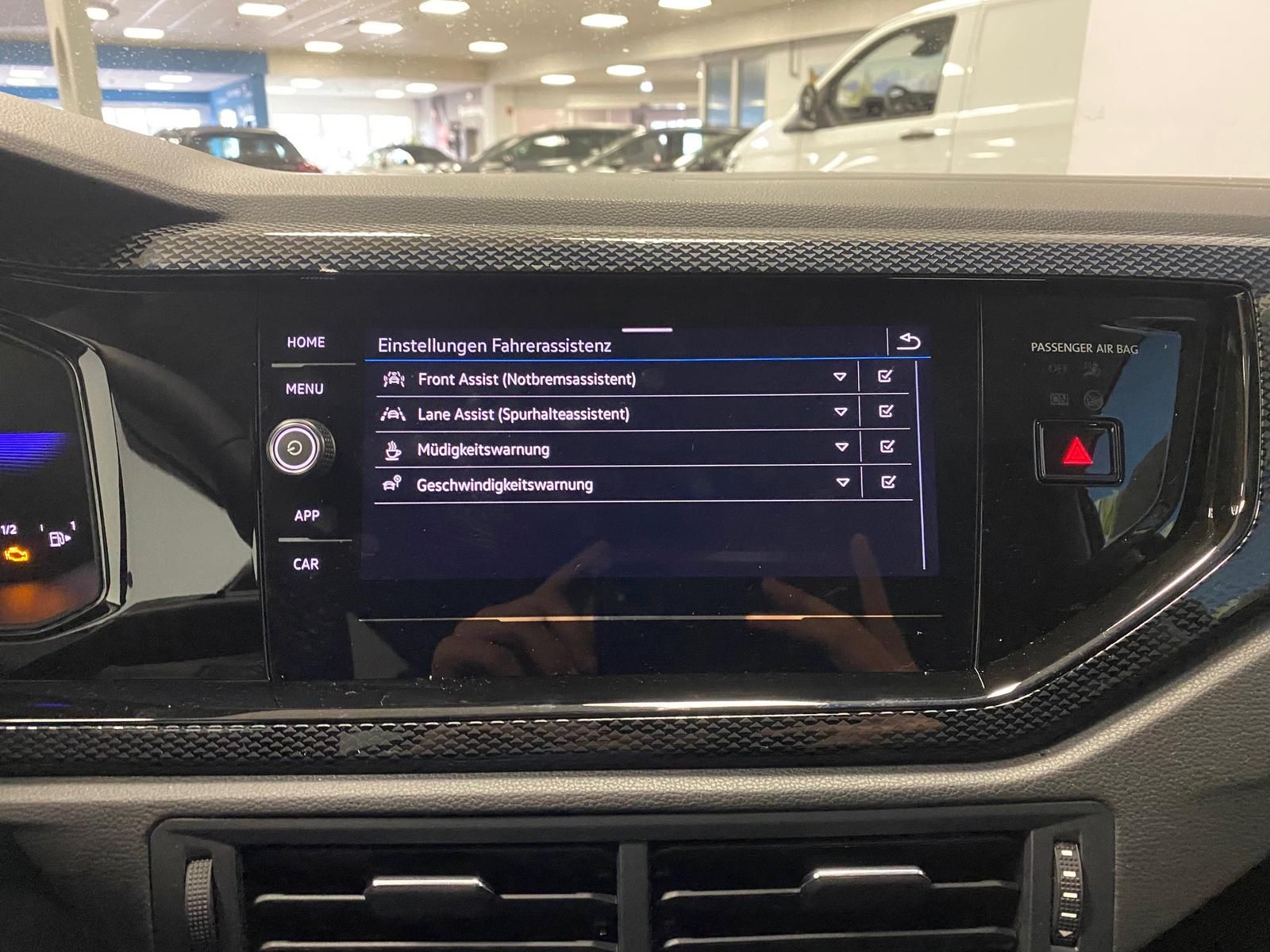 Fahrzeugabbildung Volkswagen Polo 1.0 TSI Life Android Auto+APP+PDC+KAMERA+SI