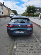 Renault Megane TCe 140 EDC GPF Limited Limited Service  - Renault Megane Gebrauchtwagen in Frankfurt