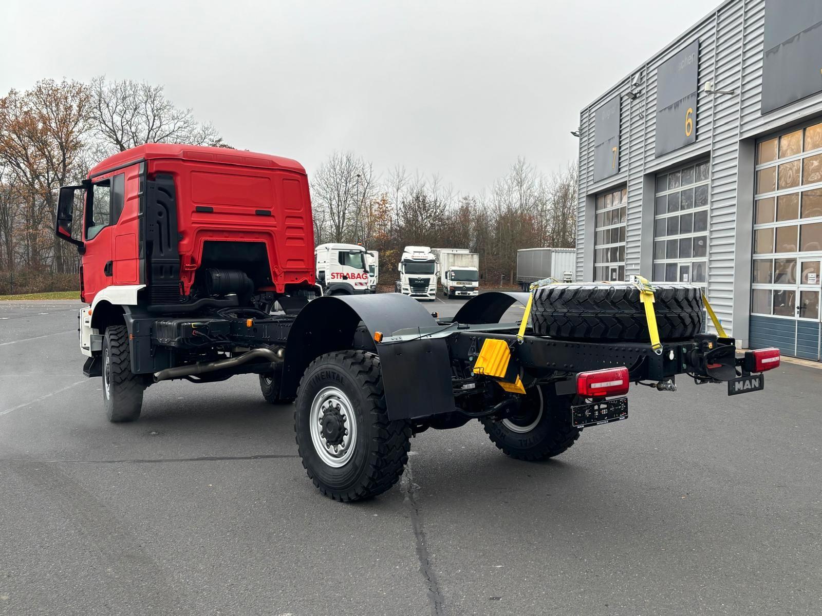 MAN TGM 18.250 4x4 BB CH / 3 Sitzer/Feuerwehr/THW
