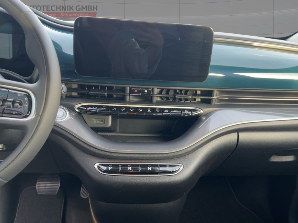 Fahrzeugabbildung Fiat 500e Elektro Style und Komfortpaket