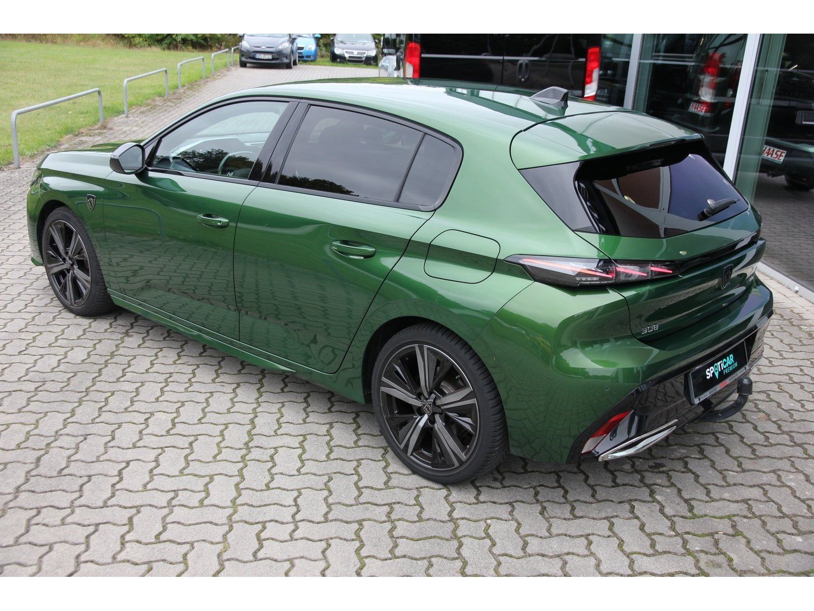 Peugeot 308 GT Pack Hybrid 180 e-EAT8 Focal 360° Matrix imagem 3
