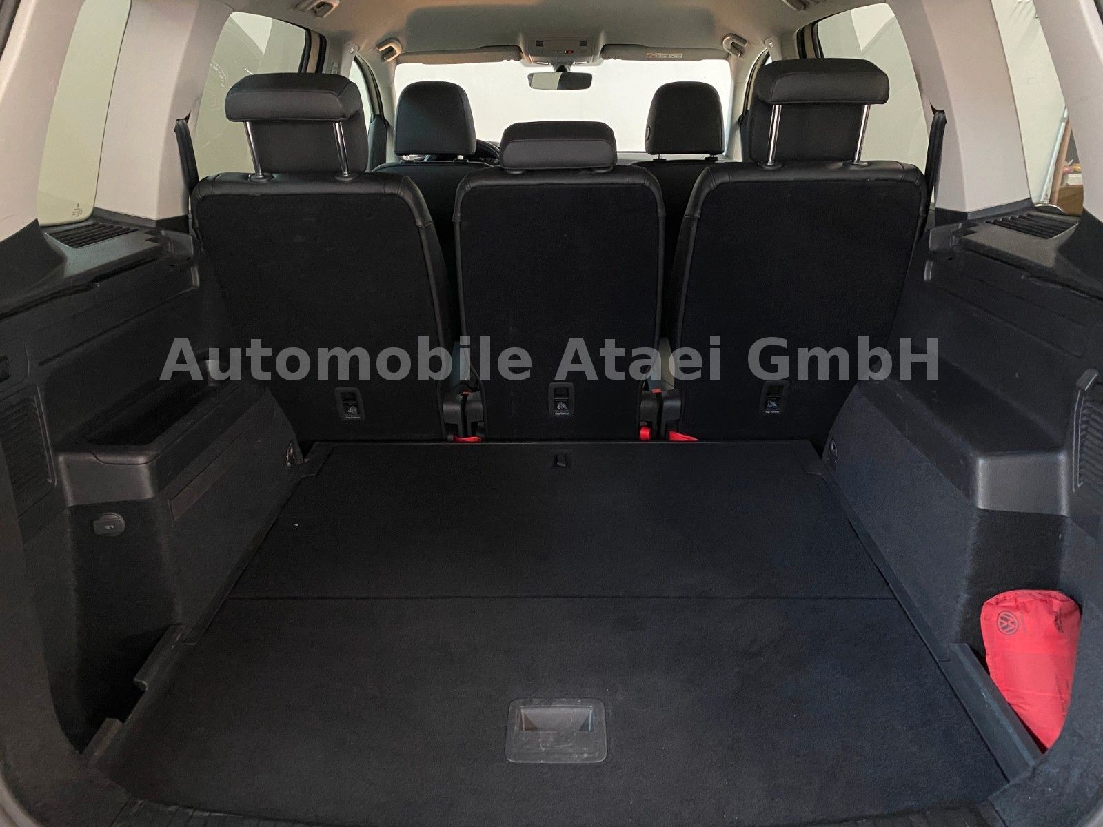 Fahrzeugabbildung Volkswagen Touran 2.0 TDI DSG *Taxi* TAXAMETER (5940)