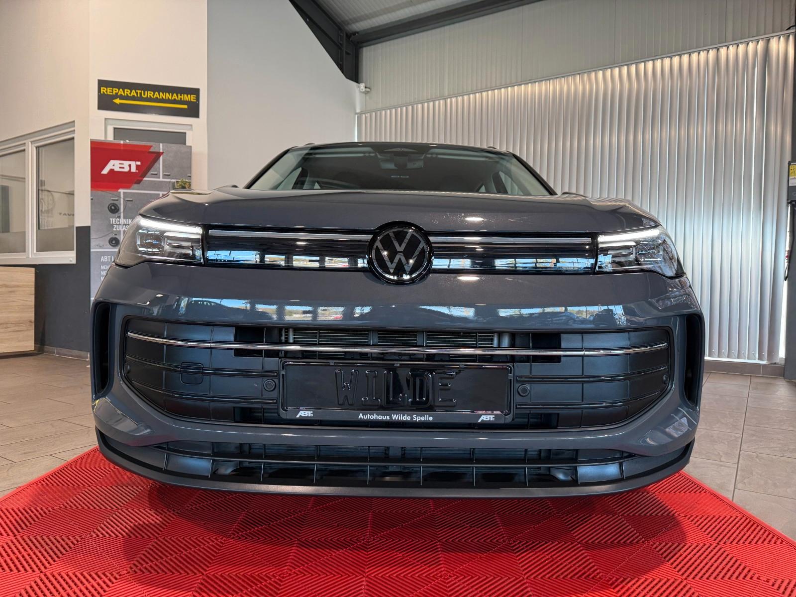 Volkswagen Tiguan 2.0 TDI LED ACC PDC Kamera Teilleder