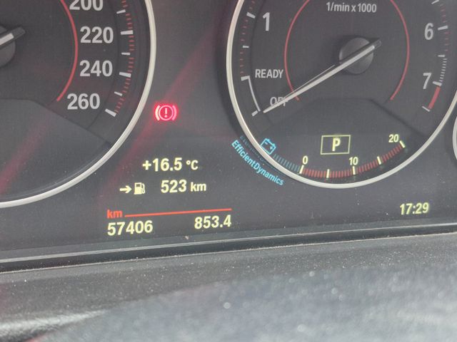 BMW 330i Touring Sport Line Automatic Sport Line