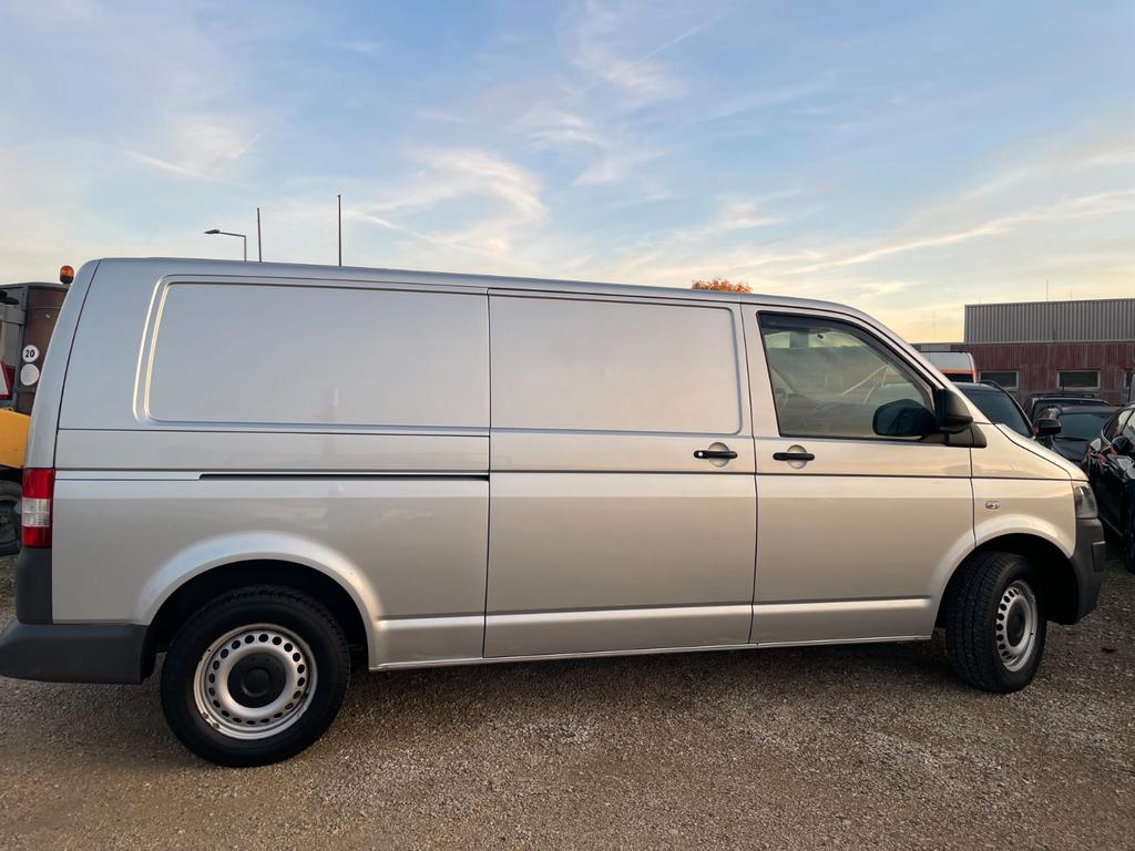 Volkswagen T5 Transporter