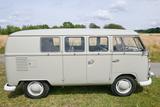 Volkswagen T1 Kombi - Volkswagen T1: 9 Sitzer