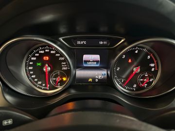 MYAUTOCENTER – Gebraucht- und Jahreswagen mit Werkstattservice in Pfaffenhofen Mercedes-Benz CLA 200 Shooting Brake *TEMPOMAT*NAVI*KLIMA*