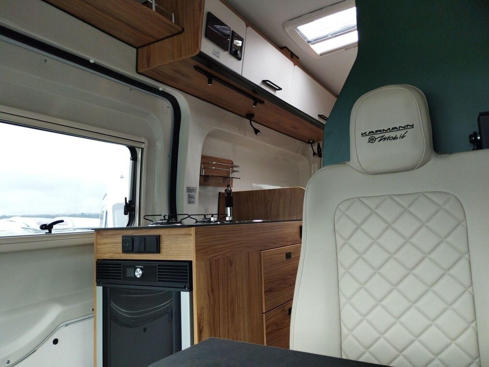 Fahrzeugabbildung Karmann Dexter 4x4 DE560AW 4x4 Paket aus Dörr-Manufaktur