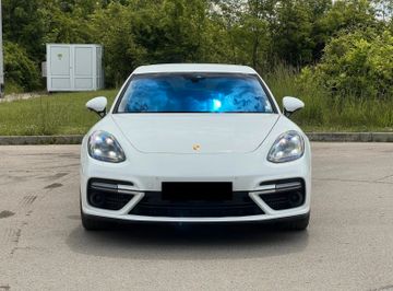 Porsche Panamera - 2