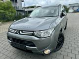Mitsubishi Outlander 2.2 DI-D Plus ClearTec 4WD NAVI*LEDER* - gebrauchte Mitsubishi Outlander aus dem Jahr 2013