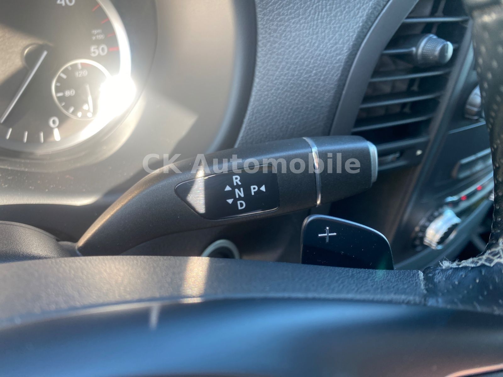 Fahrzeugabbildung Mercedes-Benz Vito 116 CDI Marco Polo ACTIVITY Edition/5 Sitze