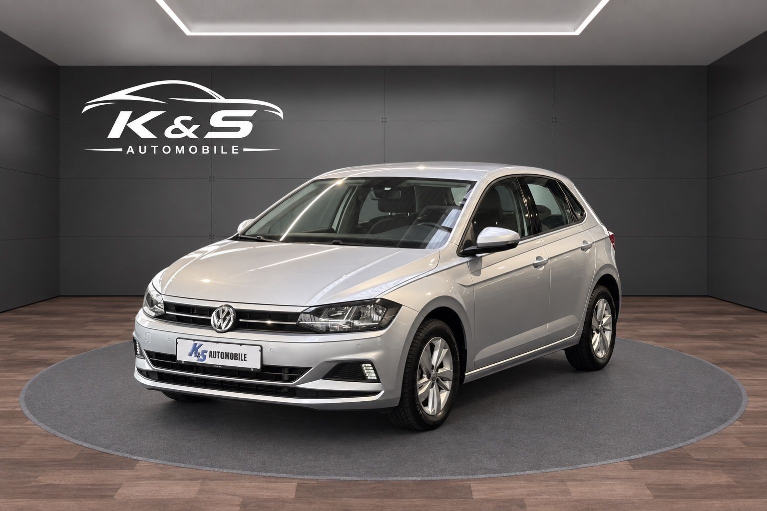 Volkswagen Polo VI Comfortline 95PS*AUTOMAT*PDC*SITZH.*TEMP imagem 3