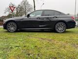 BMW 330 3-SERIE 330e/M-SPORT/PERFORMANCE/CAM/VIRTDAS - BMW Gebrauchtwagen von 2019