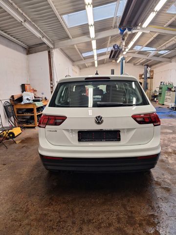 VW Tiguan 2.0 TDI SCR DSG Highline Highline