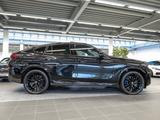 BMW X6 M60i xDrive M Sport PANO RFK NAVI LED DAB LM - scheckheftgepflegte BMW X6 M60