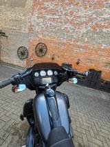 Harley-Davidson Street Glide  - HARLEY-DAVIDSON TOURER GLIDE