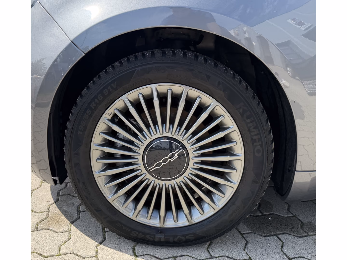 Fiat 500e e Icon *Sitzheizung *Apple Car Play *Tempom