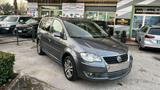 Volkswagen Touran 2.0 16V TDI Highline - Volkswagen Touran aus 2006: Highline