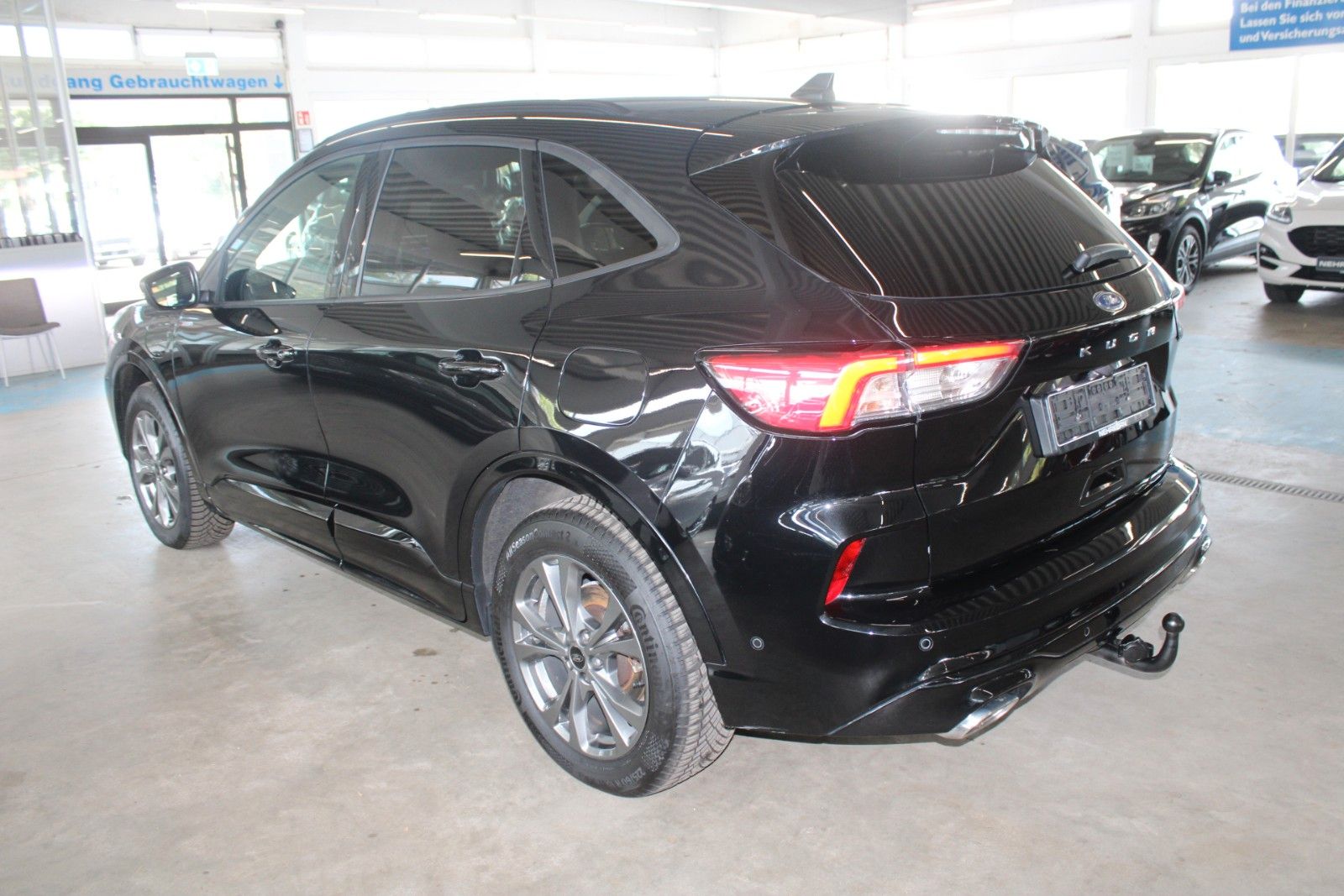 Fahrzeugabbildung Ford Kuga PHEV ST-Line X LED AHK 2xCam ACC WinterPak.