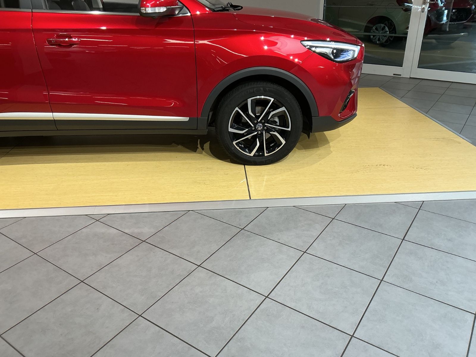 MG ZS