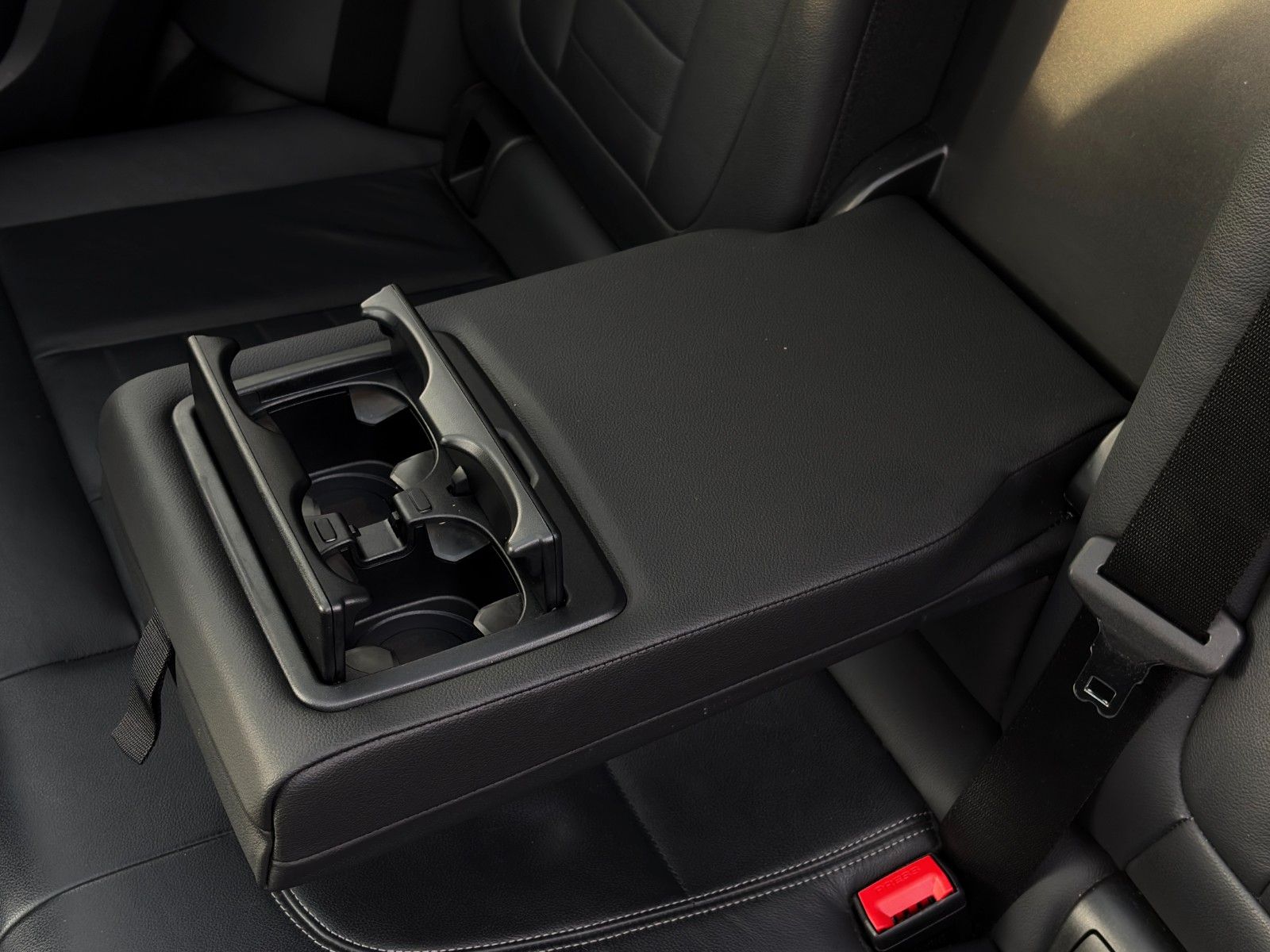 Fahrzeugabbildung BMW X3 xDrive 30i Luxury Line Pano Akustik Komf. HuD