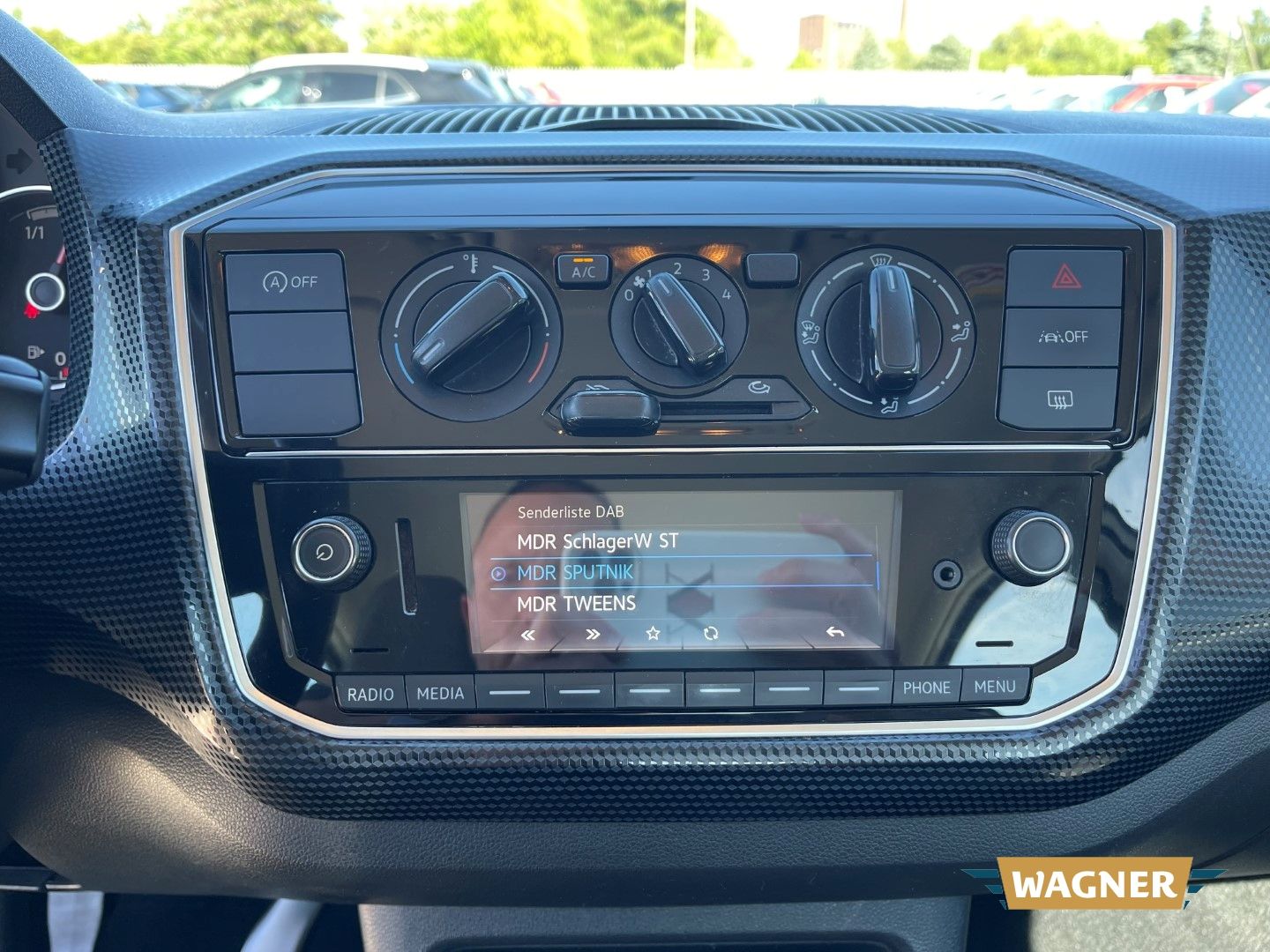 Fahrzeugabbildung Volkswagen up! Klimaanlage Tempomat Rückfahrkamera