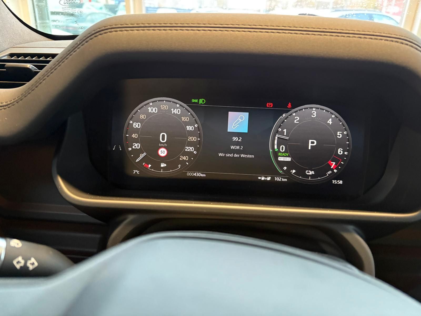 Fahrzeugabbildung Land Rover Defender 110 Hybrid X-Dynamic SE/P 300 E