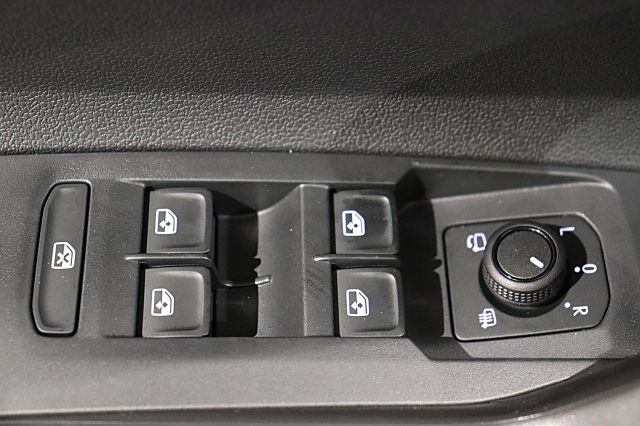 Taigo Life 1.0 TSI IQ.LIGHT ACC Kamera NAVI DAB