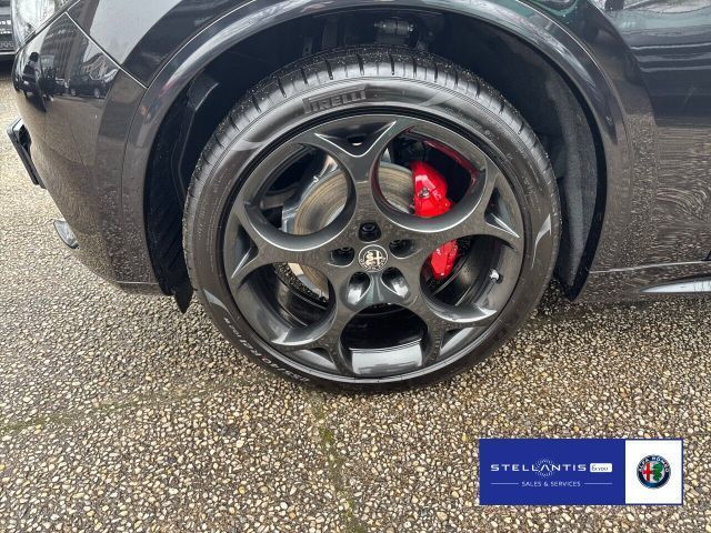 Alfa Romeo Stelvio - Bild 7