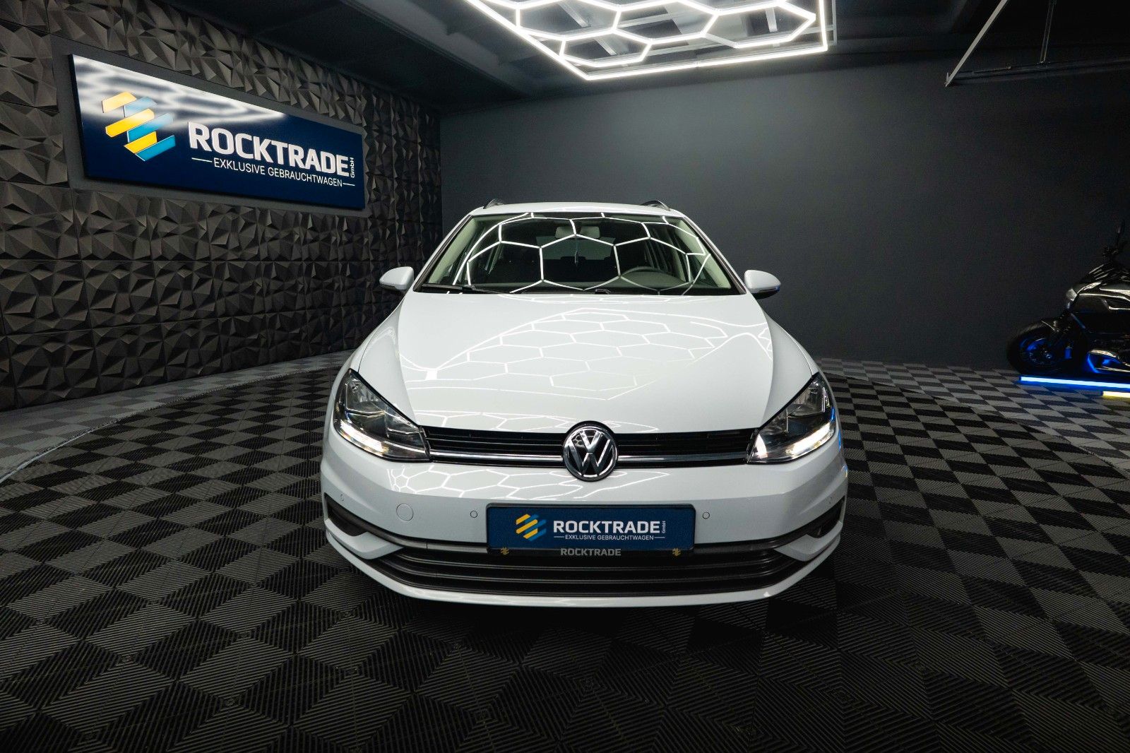 Fahrzeugabbildung Volkswagen Golf VII Variant Trendline *Perlmutt*Kamera*Navi