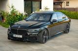 BMW M760Li xDrive FINAL EDITION - 1 of 40 - BMW M760 Gebrauchtwagen