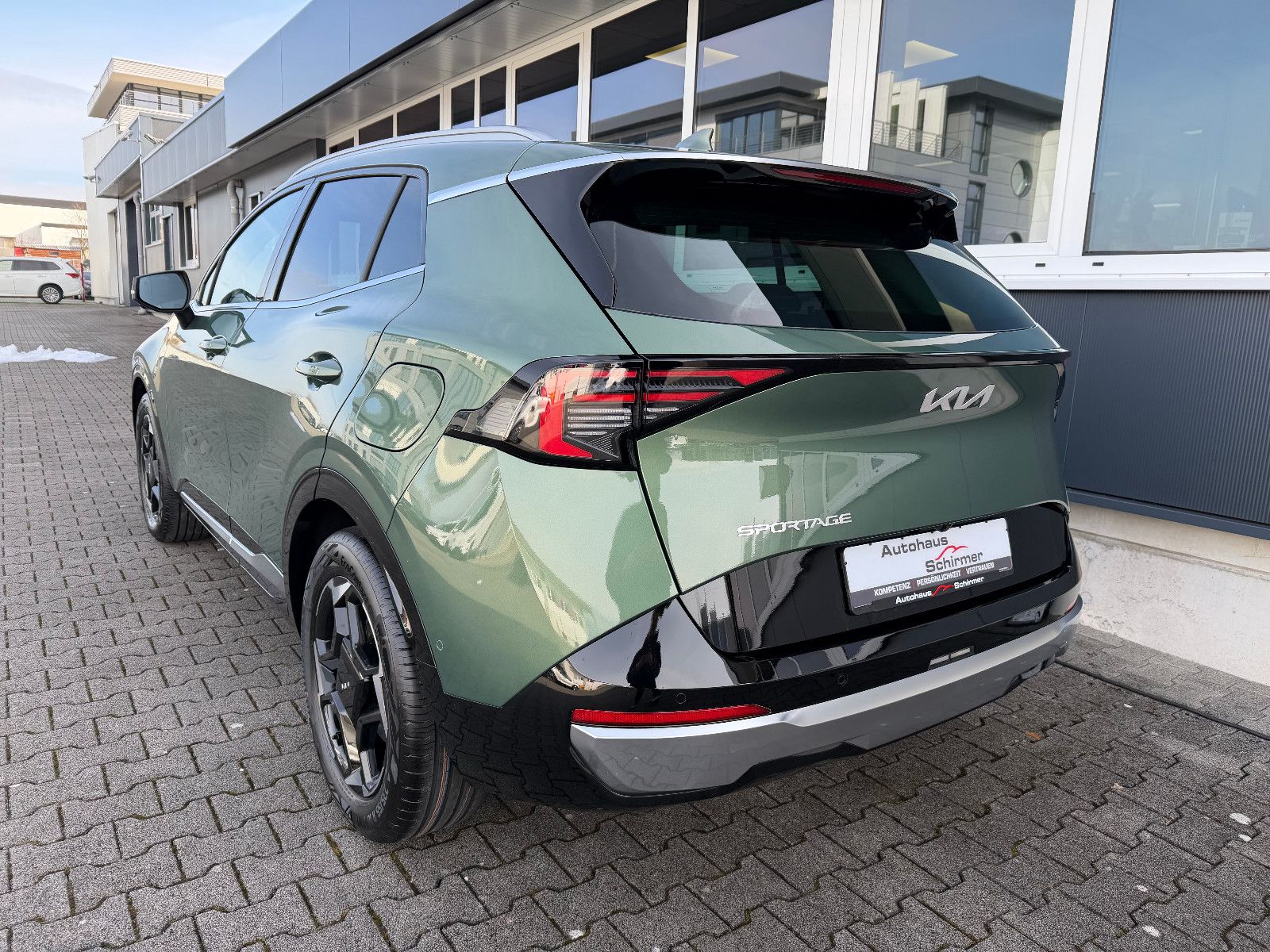 Fahrzeugabbildung Kia Sportage FL 1.6T 2WD DCT SPIRIT DRIVE SOUND