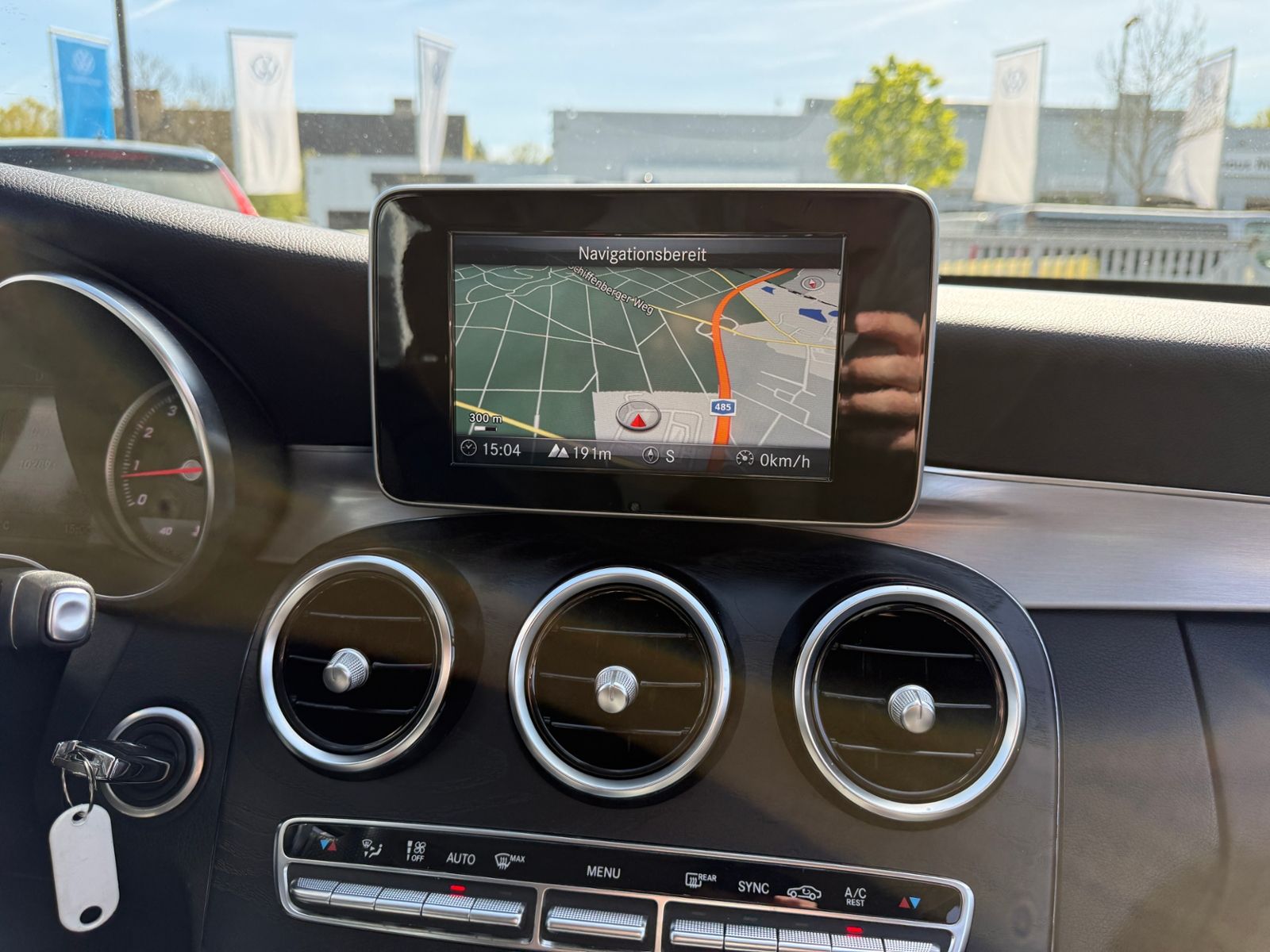 Fahrzeugabbildung Mercedes-Benz C 200 9G-TRONIC AMG Line DISTR. NAVI LED