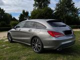 Mercedes-Benz CLA Shooting Brake 220 CDI - Mercedes-Benz 220 aus 2015