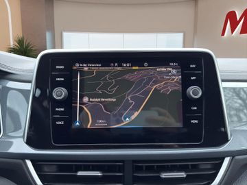 Volkswagen T-Roc 1.5 TSI Style DCT AHK Kamera Navi Massage