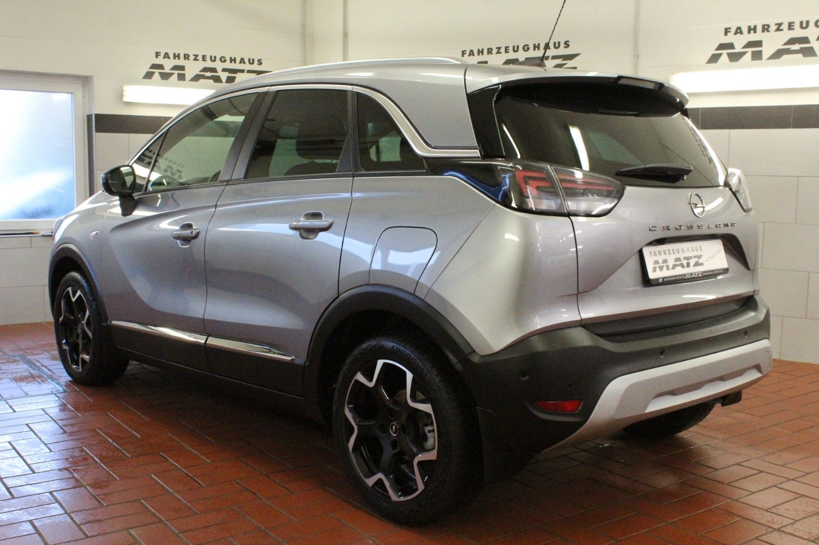 Fahrzeugabbildung Opel Crossland Ultimate 1.2 Turbo