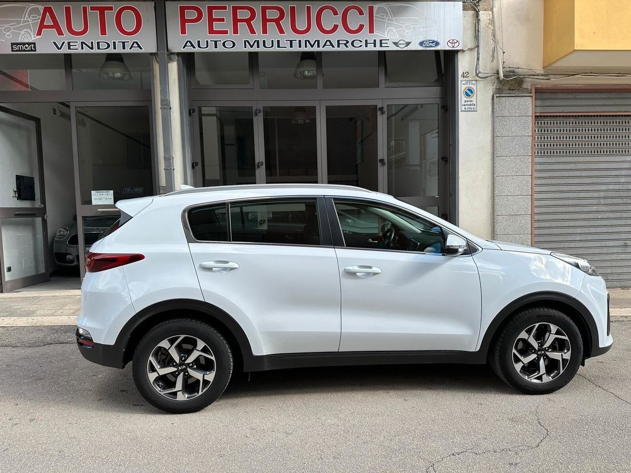 Kia Sportage 1.6 CRDI 136CV Mild Hybrid Style imagem 2