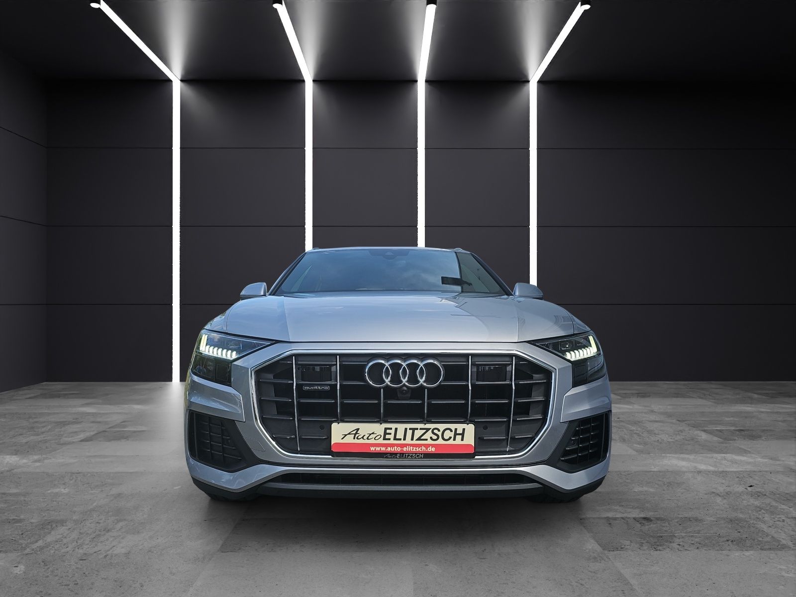 Fahrzeugabbildung Audi Q8 50 TDI Q S line MATRIX ACC 21" AIR PANO HuD A