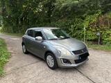 Suzuki Swift Club  1,2 Ltr. - 69 kW , Klima - gebrauchte Suzuki Swift aus dem Jahr 2015