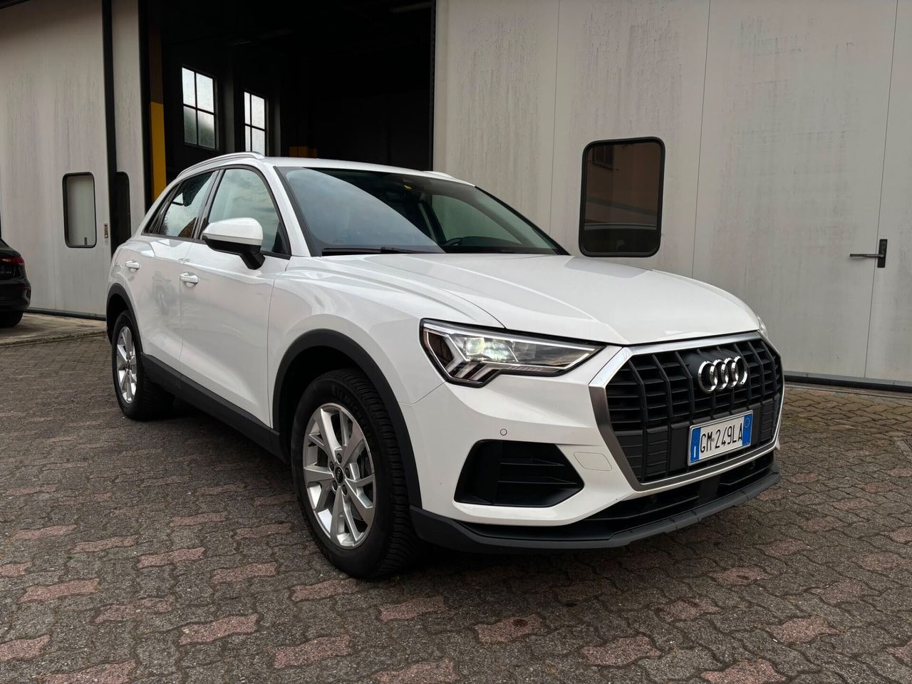 AUDI Audi Q3 45 TFSI e S tronic Business