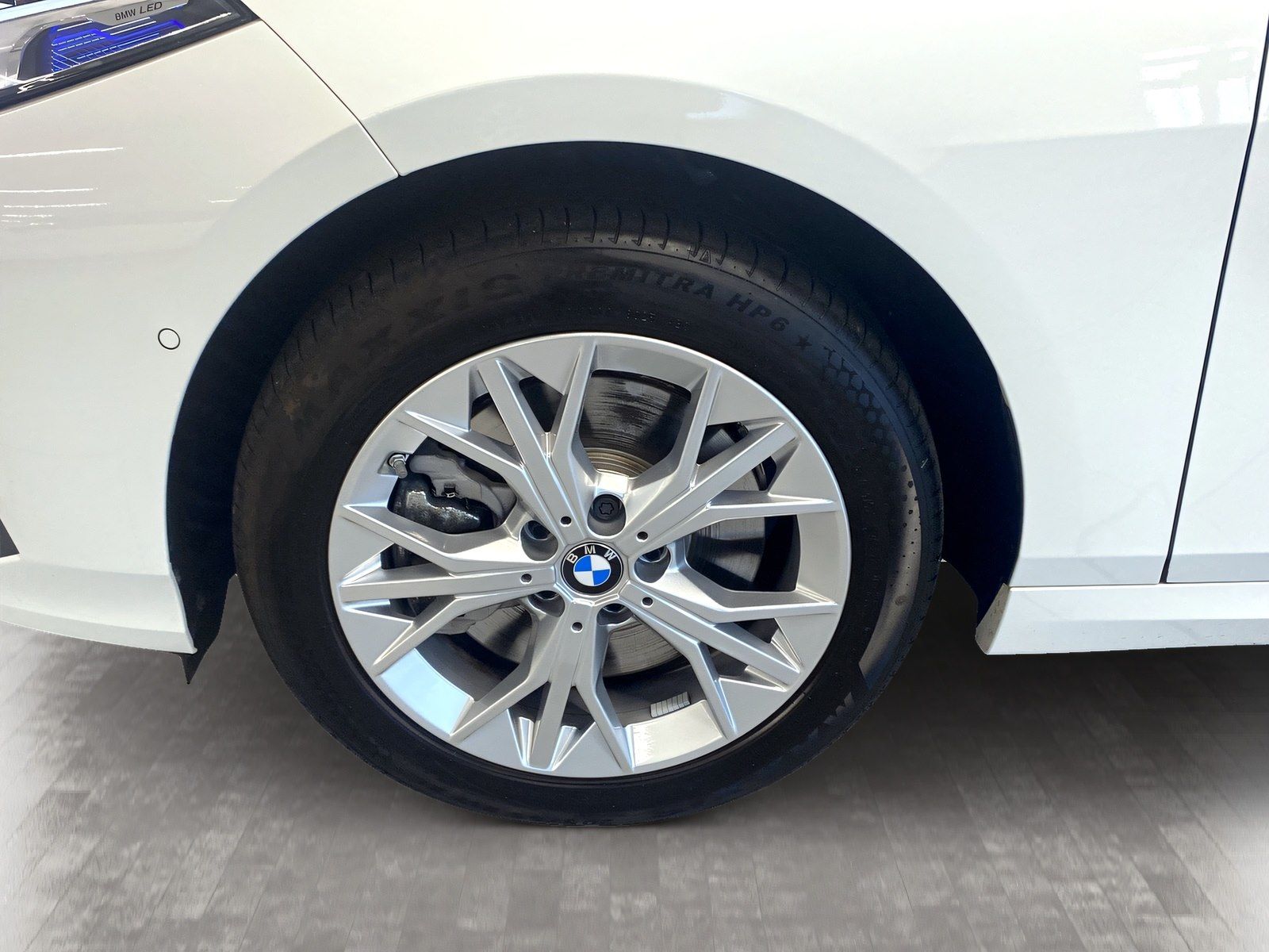 BMW 223 Gran Coupé - Bild 9