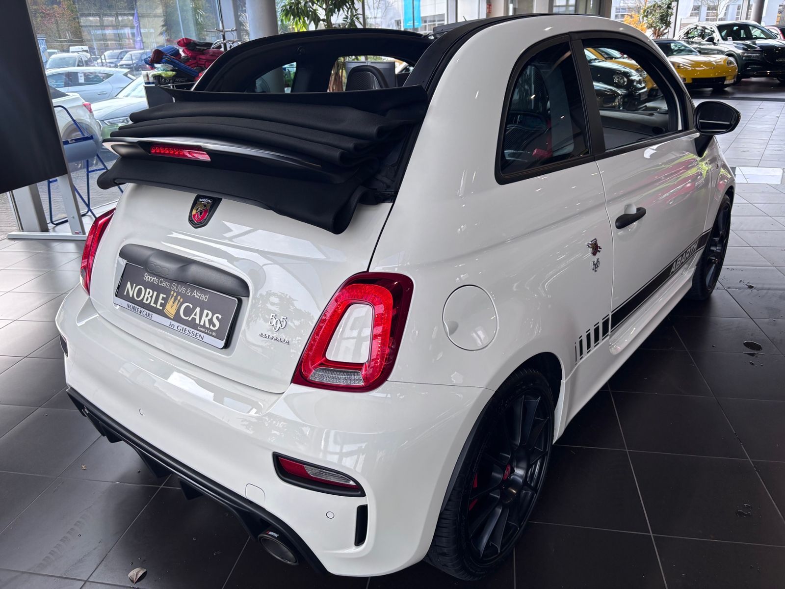 Fahrzeugabbildung Abarth 595 C esseesse BEATS XENON NAVI ALU