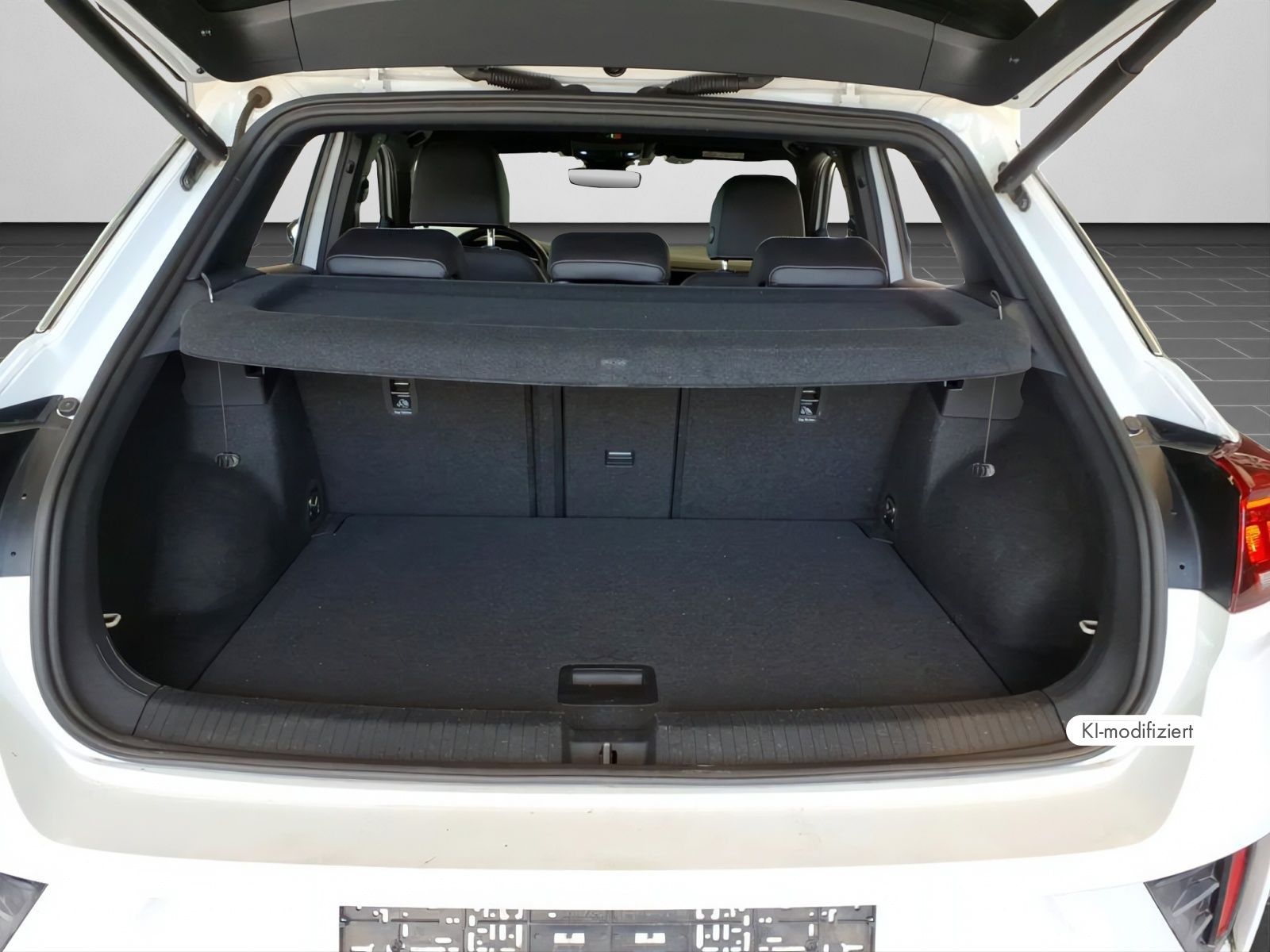Volkswagen T-Roc R line 1.5 TSI DSG LED NAVI RFK AHK ACC foto 5